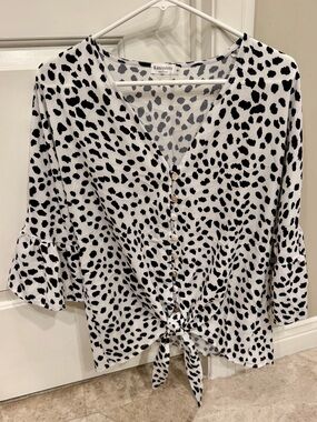 Leopard Print Tie Front Blouse Bell Sleeve Top size S NWOT
